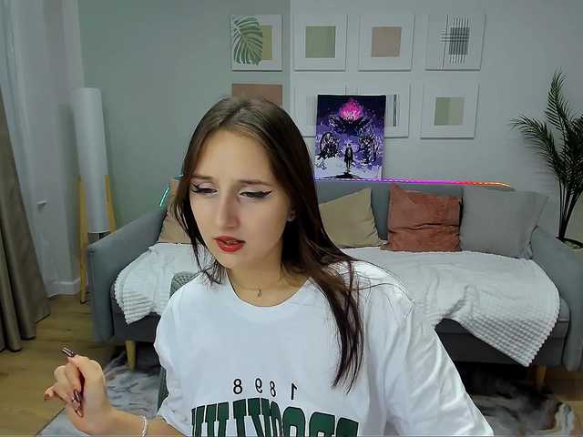 JulietteMonli live cam on BongaCams