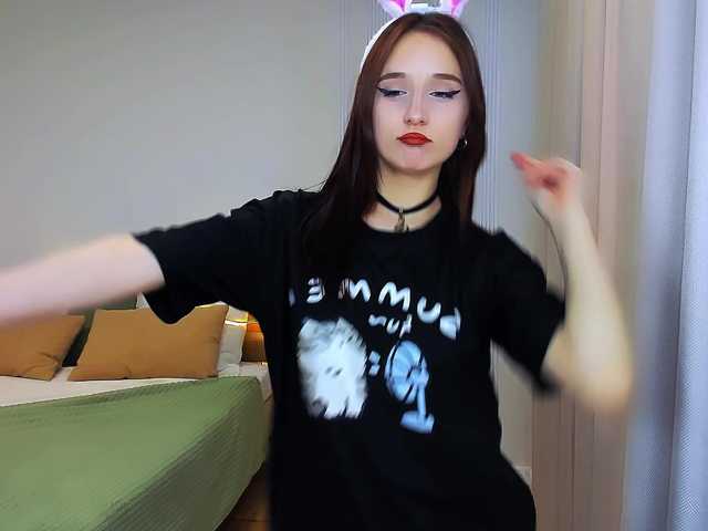 JulietteMonli live cam on BongaCams