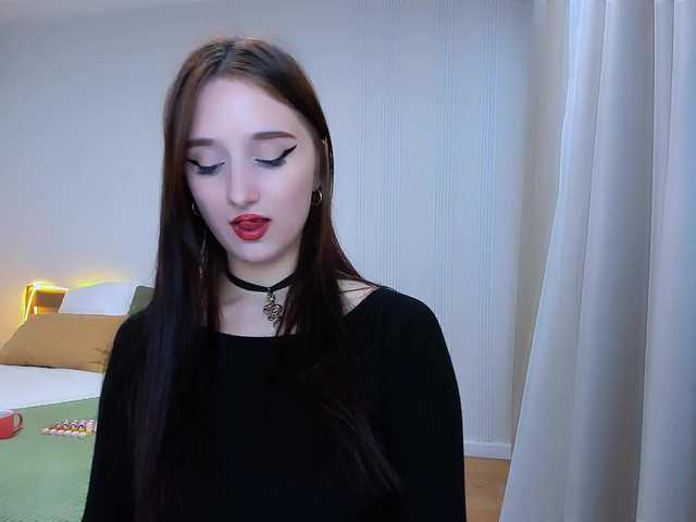 JulietteMonli live cam on BongaCams