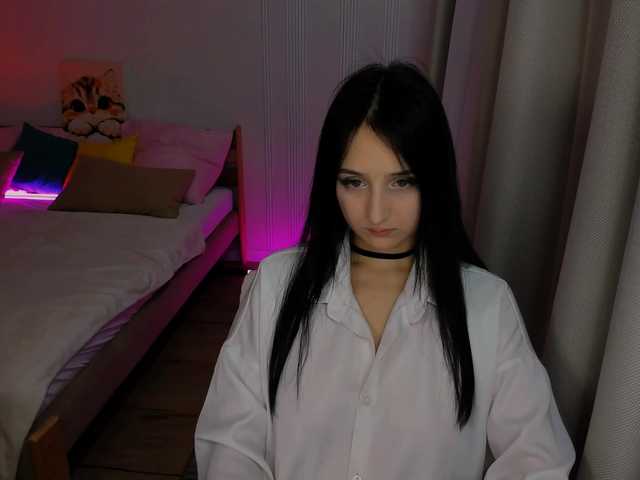JulietteMonli live cam on BongaCams