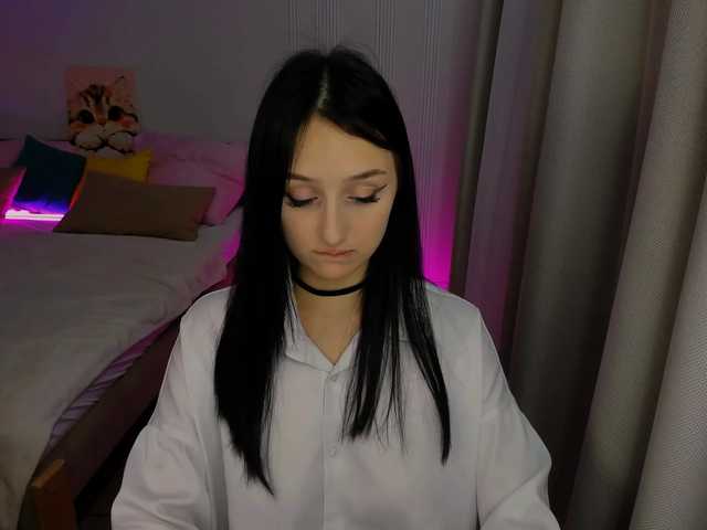 JulietteMonli live cam on BongaCams