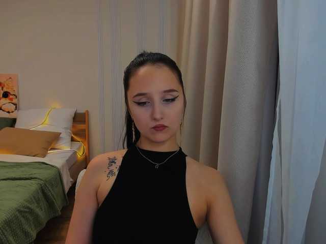JulietteMonli live cam on BongaCams