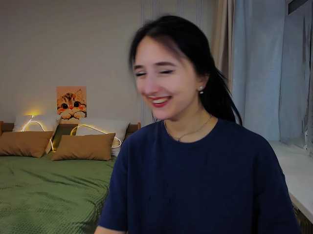 JulietteMonli live cam on BongaCams