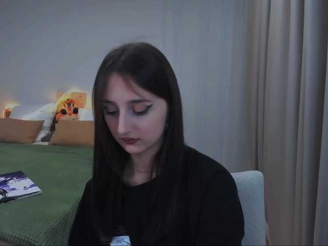 JulietteMonli live cam on BongaCams