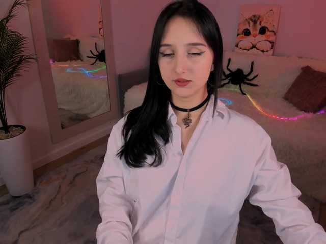 JulietteMonli, live now on BongaCams