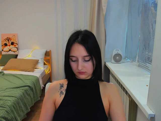 JulietteMonli live cam on BongaCams