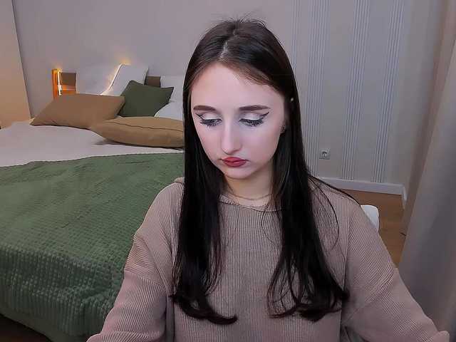 JulietteMonli live cam on BongaCams