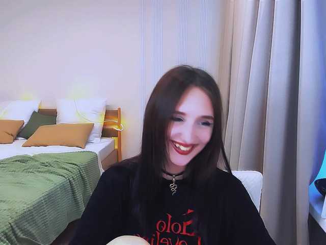 JulietteMonli live cam on BongaCams
