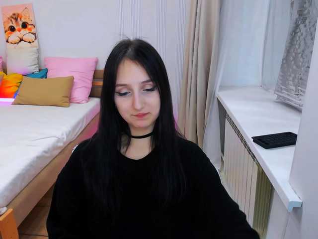 JulietteMonli live cam on BongaCams