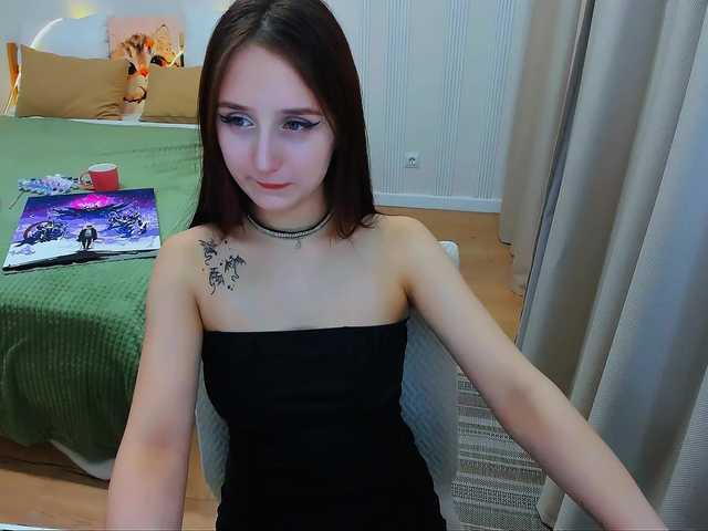 JulietteMonli live cam on BongaCams