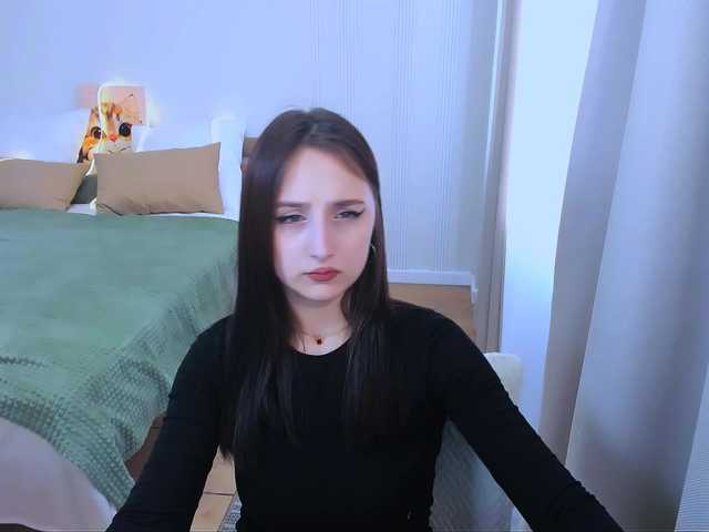 JulietteMonli live cam on BongaCams
