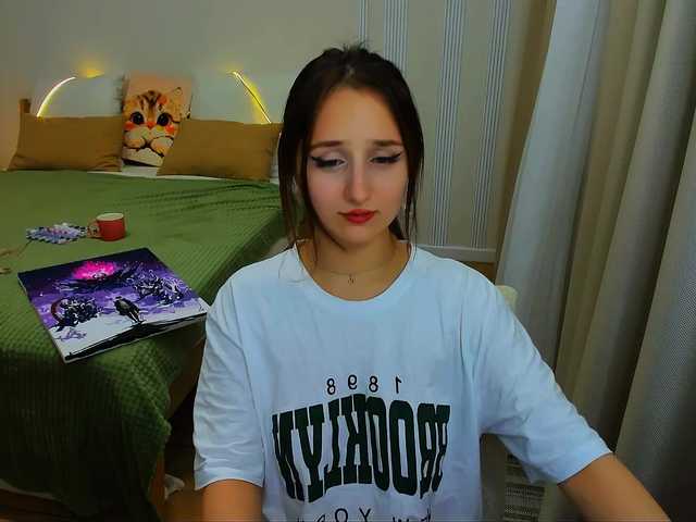 JulietteMonli live cam on BongaCams