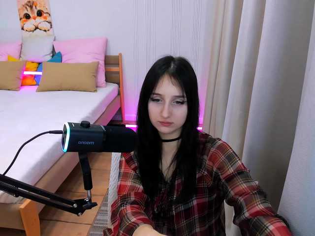 JulietteMonli live cam on BongaCams
