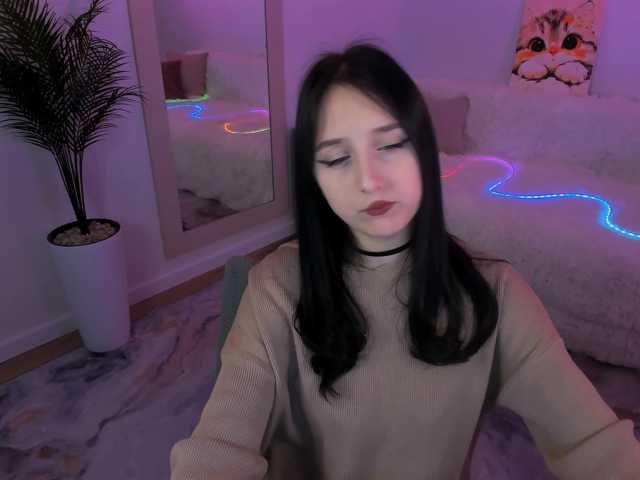JulietteMonli live cam on BongaCams