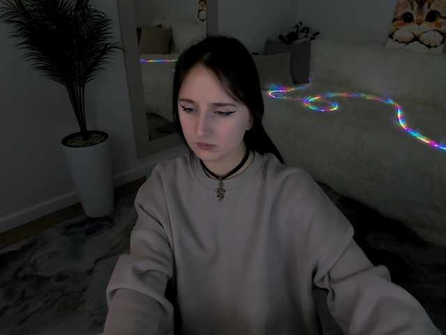 JulietteMonli live cam preview