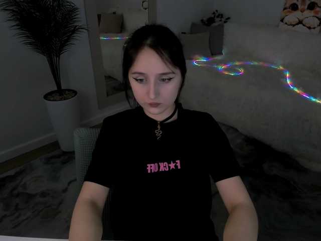JulietteMonli live cam preview