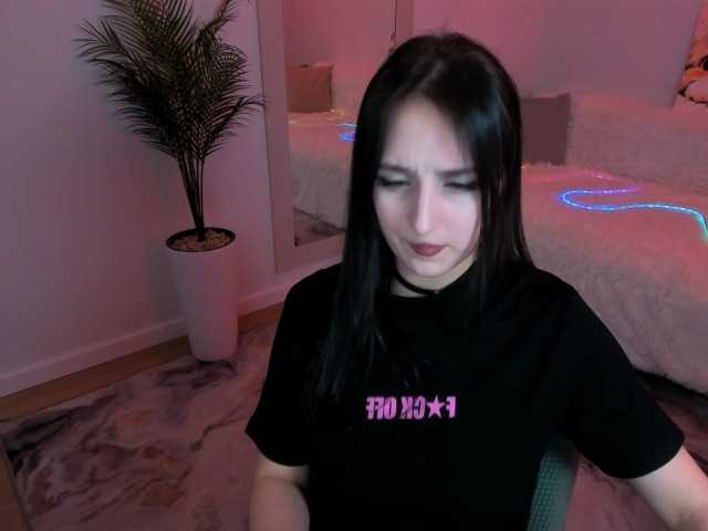 JulietteMonli live cam on BongaCams
