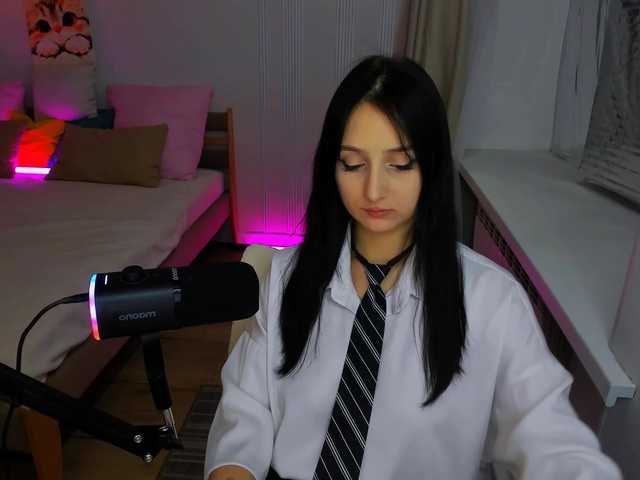 JulietteMonli live cam on BongaCams