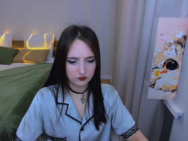 JulietteMonli live cam on BongaCams