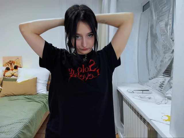 JulietteMonli live cam on BongaCams