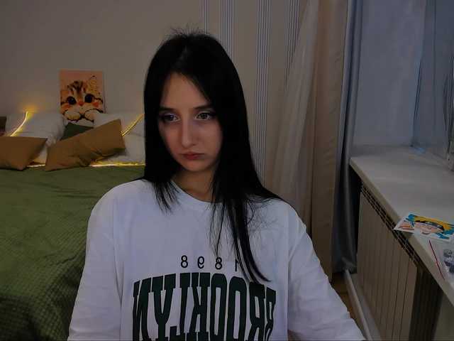 JulietteMonli live cam on BongaCams