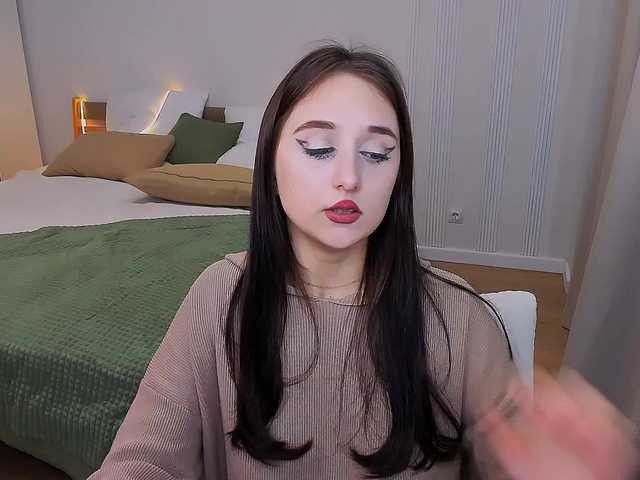 JulietteMonli live cam on BongaCams