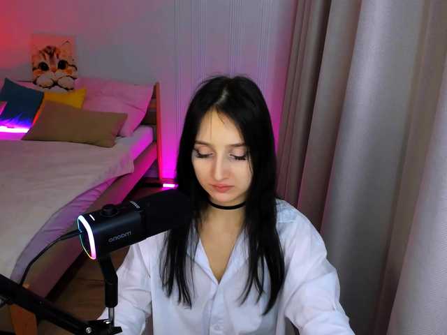 JulietteMonli live cam on BongaCams