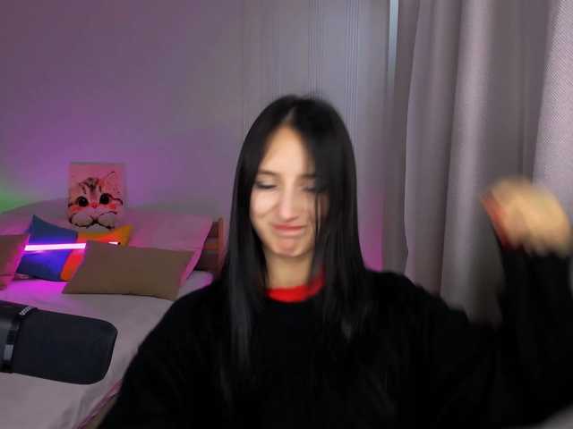 JulietteMonli live cam on BongaCams