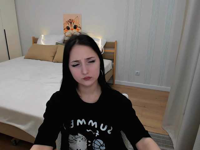 JulietteMonli live cam on BongaCams