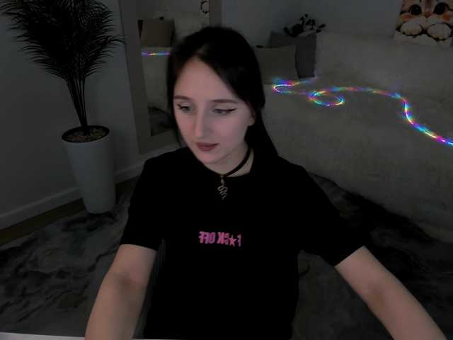 JulietteMonli live cam on BongaCams