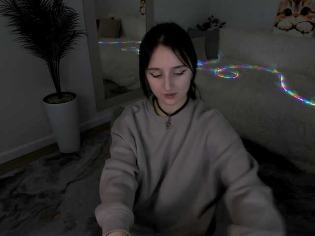 JulietteMonli live cam on BongaCams
