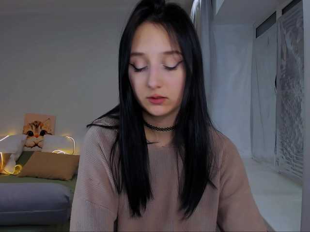 JulietteMonli live cam on BongaCams