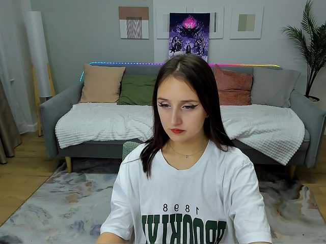 JulietteMonli live webcam show