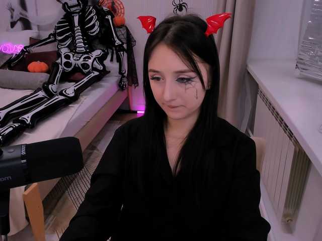 JulietteMonli live cam on BongaCams
