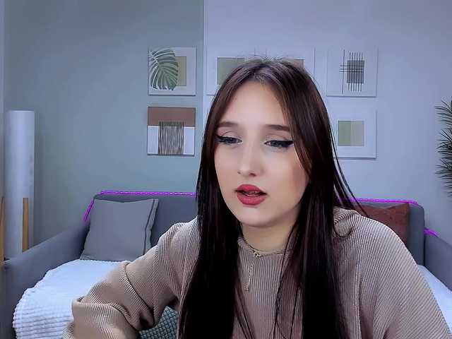 JulietteMonli live cam on BongaCams