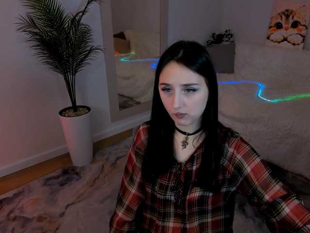 JulietteMonli live cam on BongaCams