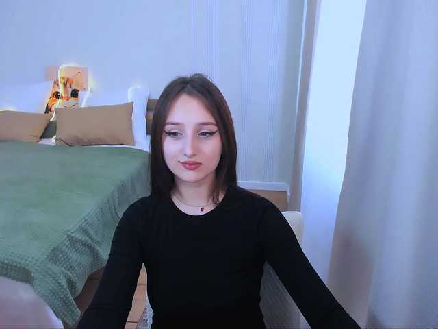 JulietteMonli live cam on BongaCams