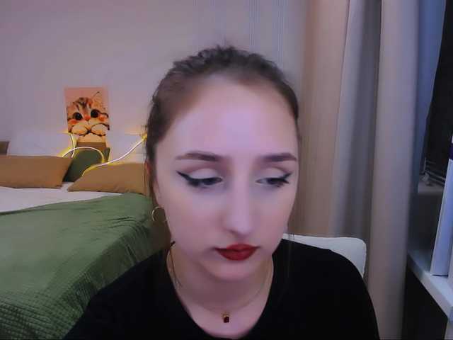 JulietteMonli live cam on BongaCams