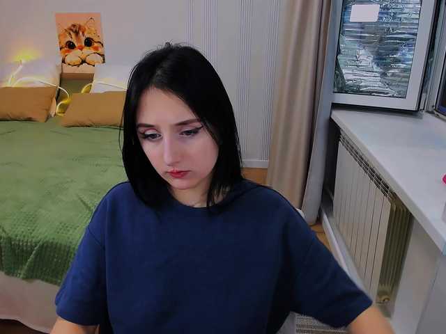 le modèle JulietteMonli est en webcam porno dans un show sur le site bongacams, il possède les tags suivants: White/Caucasian,Brunette,Shaved