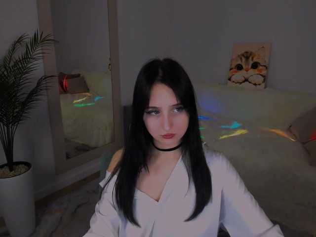 JulietteMonli live cam on BongaCams