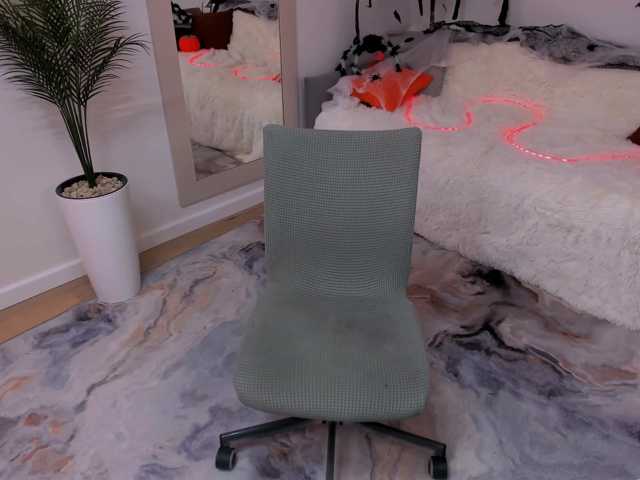 JulietteMonli live cam on BongaCams