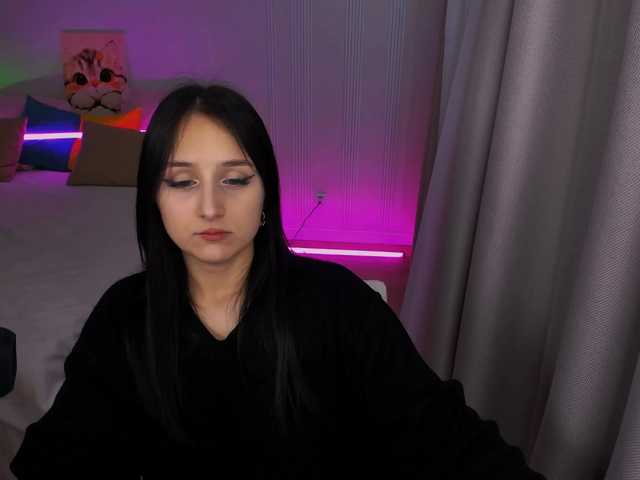 JulietteMonli live cam on BongaCams