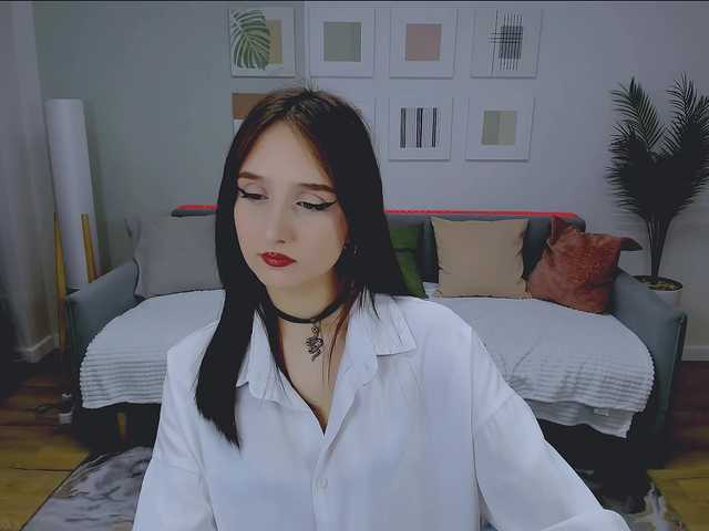 JulietteMonli live cam on BongaCams