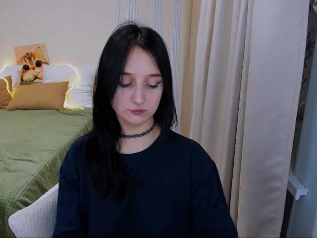 JulietteMonli live cam on BongaCams