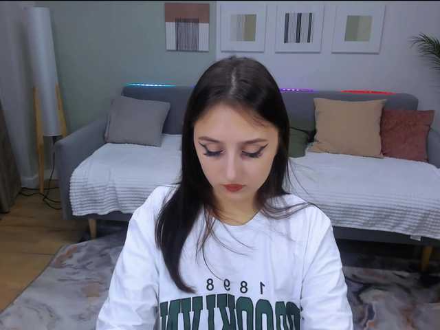 JulietteMonli live cam on BongaCams