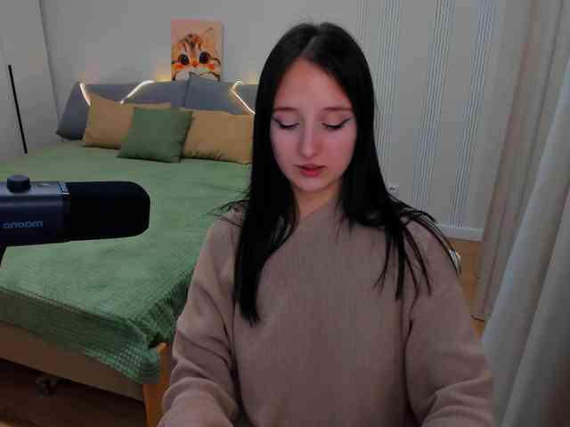JulietteMonli webcam