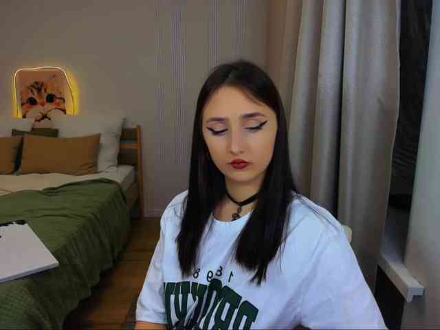 JulietteMonli webcam