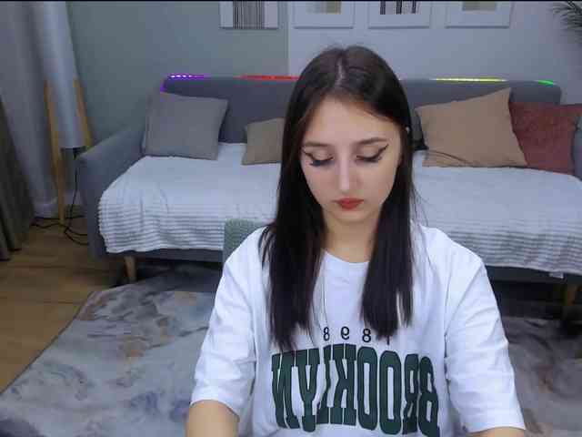 JulietteMonli webcam