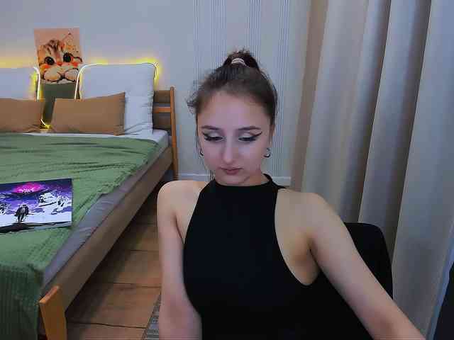 JulietteMonli webcam