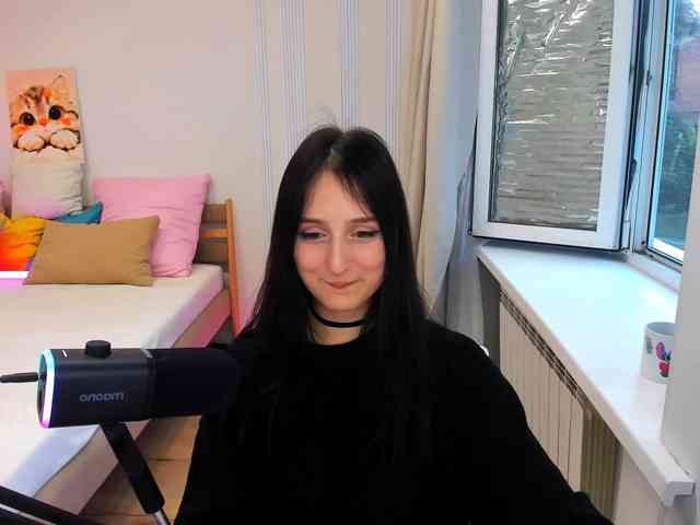 JulietteMonli webcam